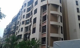 2 BHK Semi-Furnished in Dheeraj Diamond , Malad West