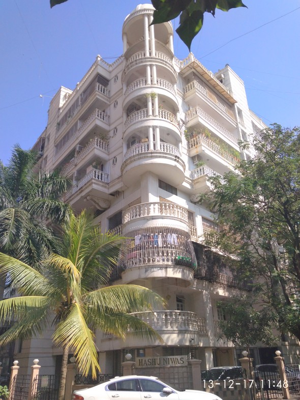 3 BHK in Hashu Niwas, Bandra West