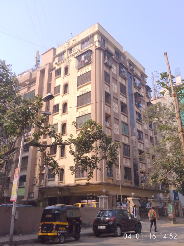 2 BHK Fully Furnished in Mahaveer, Khar West
