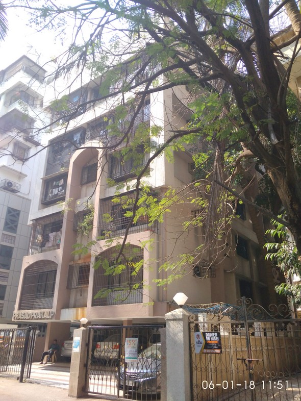 2 BHK in Prasad Prakalp, Khar West
