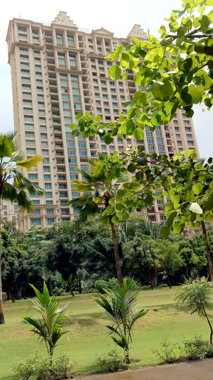 4 BHK Semi-Furnished in Adonia, Powai - Photo 1