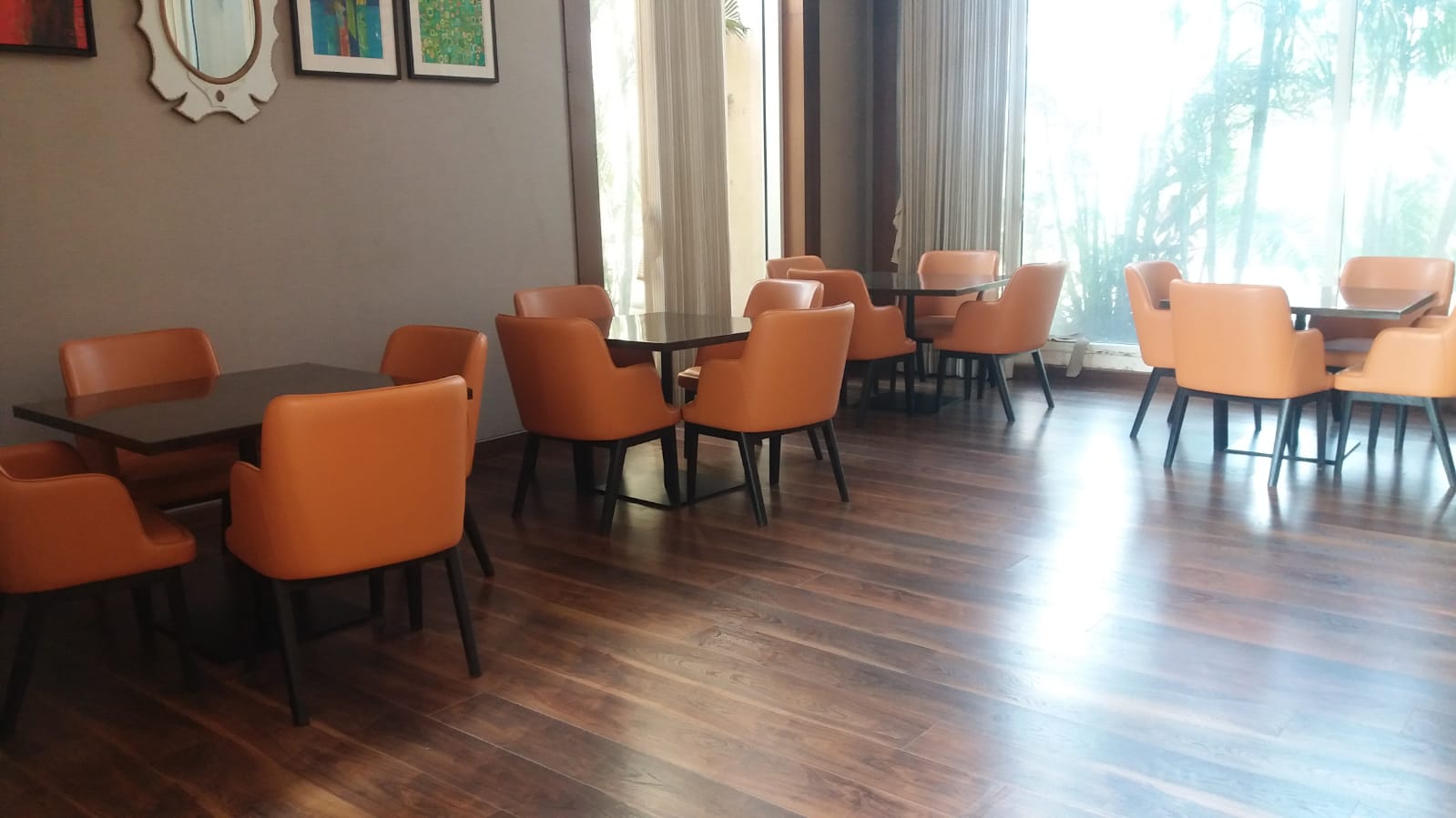 4 BHK Semi-Furnished in Adonia, Powai - Photo 5