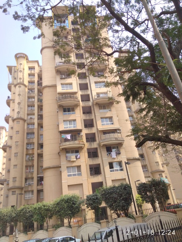 3 BHK Semi-Furnished in Fiorello, Powai