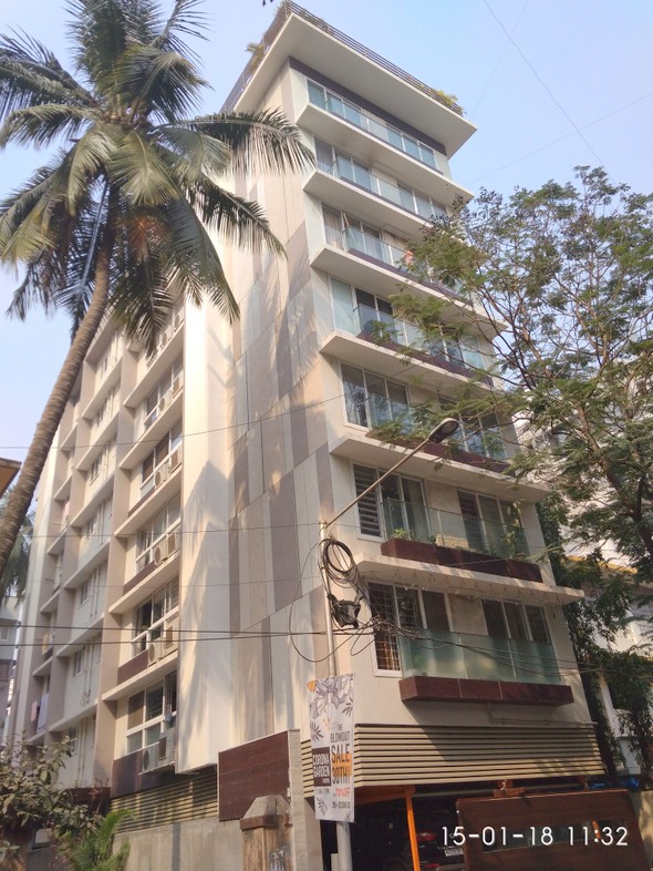 3 Semi-Furnished in Prime Rose , Khar West