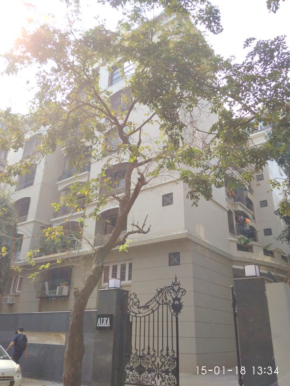 3 BHK Semi-Furnished in Alka , Churchgate
