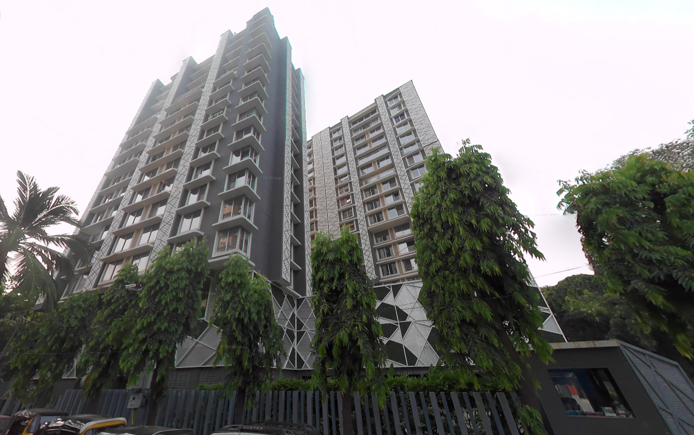 4 BHK Semi-Furnished in Ekta Trinity, Santacruz West - Photo 3