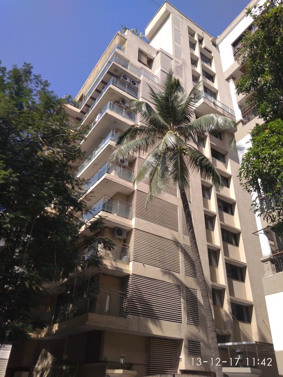 3 BHK Semi-Furnished in Universal Cubical , Jogeshwari