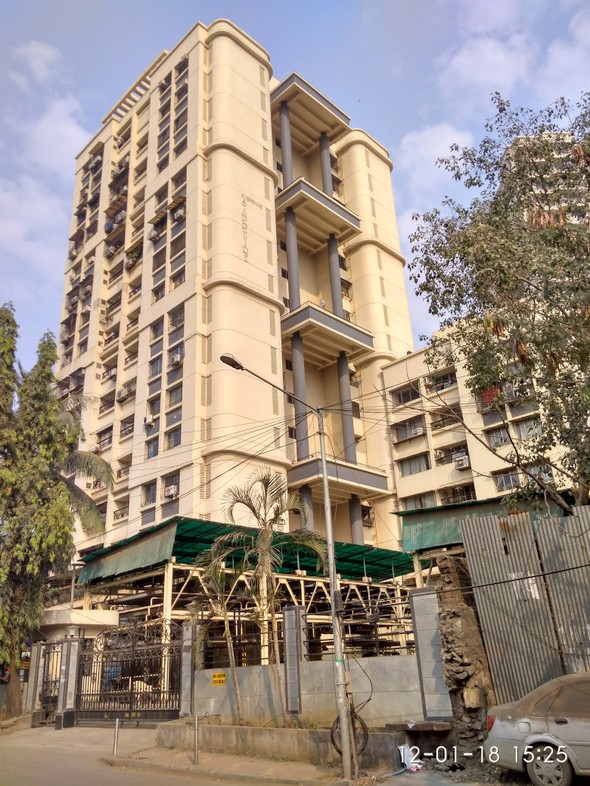 2 BHK Furnished in Evershine Sapphire , Powai
