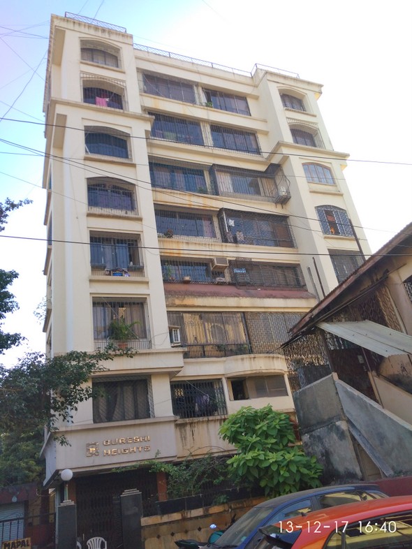 2 Semi-Furnished in Qureshi Heights , Bandra West