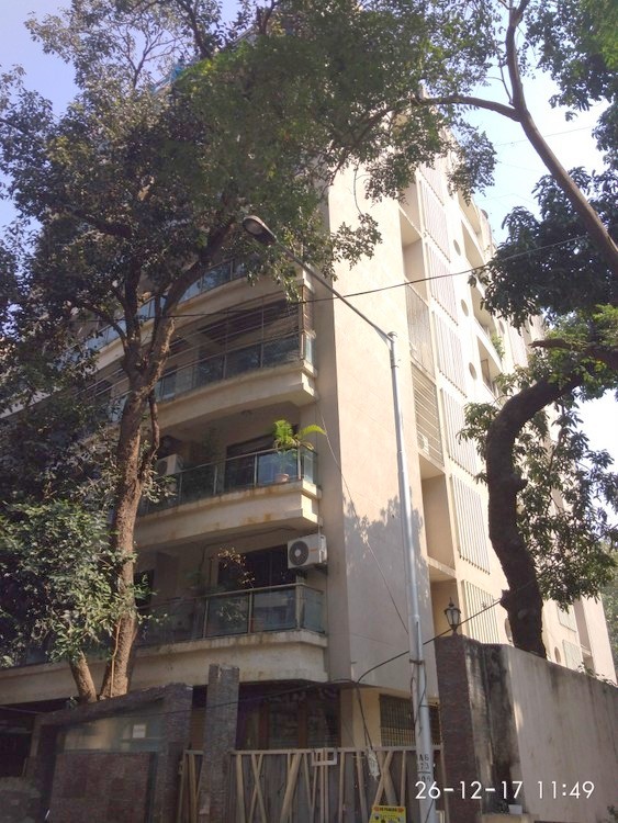 3 BHK Semi-Furnished in Sharan , Bandra West