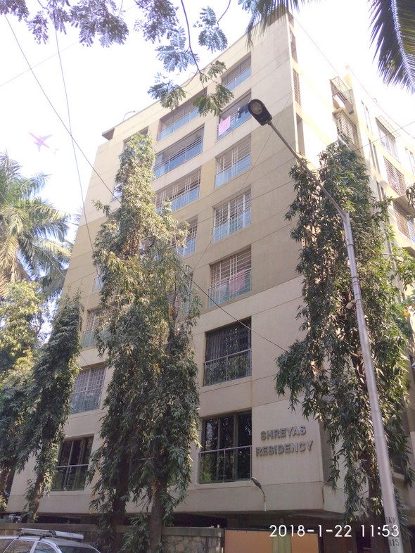 3 BHK in Shreyas Residency, Santacruz West