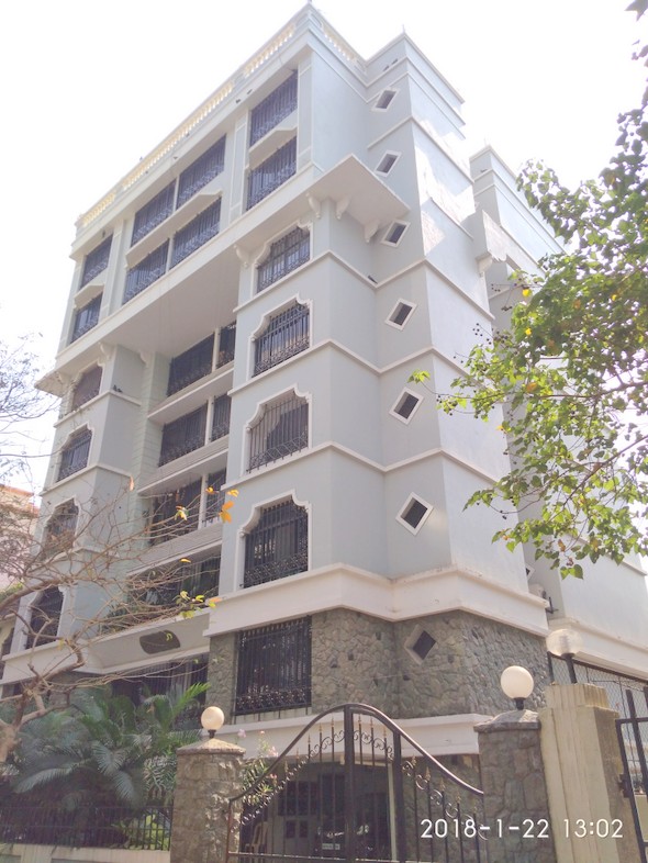 2 Semi-Furnished in Genesis , Santacruz West