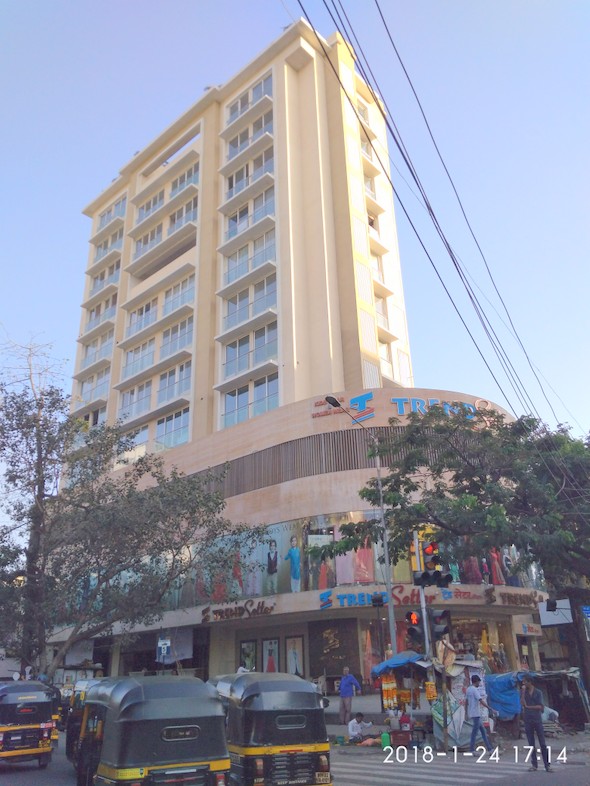 3 Semi-Furnished in Rajhans Otium , Santacruz West
