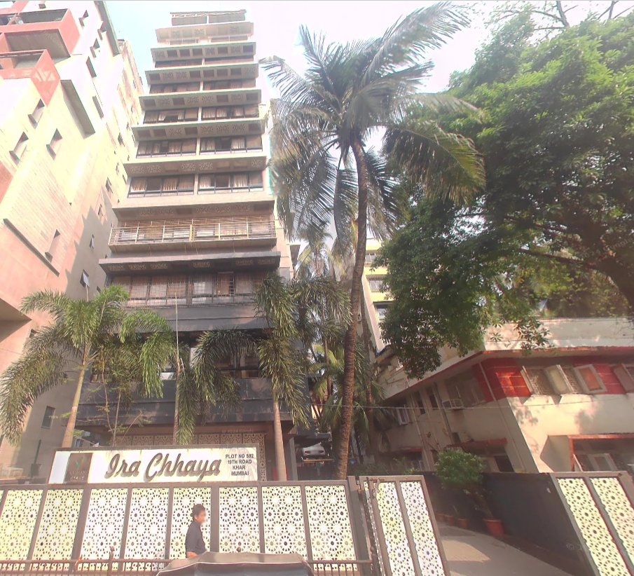 2 BHK Fully Furnished in Ira Chhaya, Khar West - Photo 2