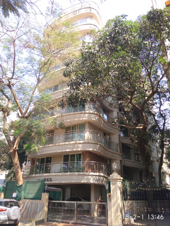2 Semi-Furnished in Shree Apartment , Khar West
