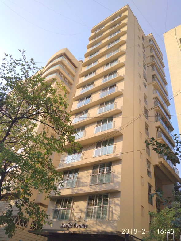3 BHK in Pacific Avenue, Santacruz West - Photo 1