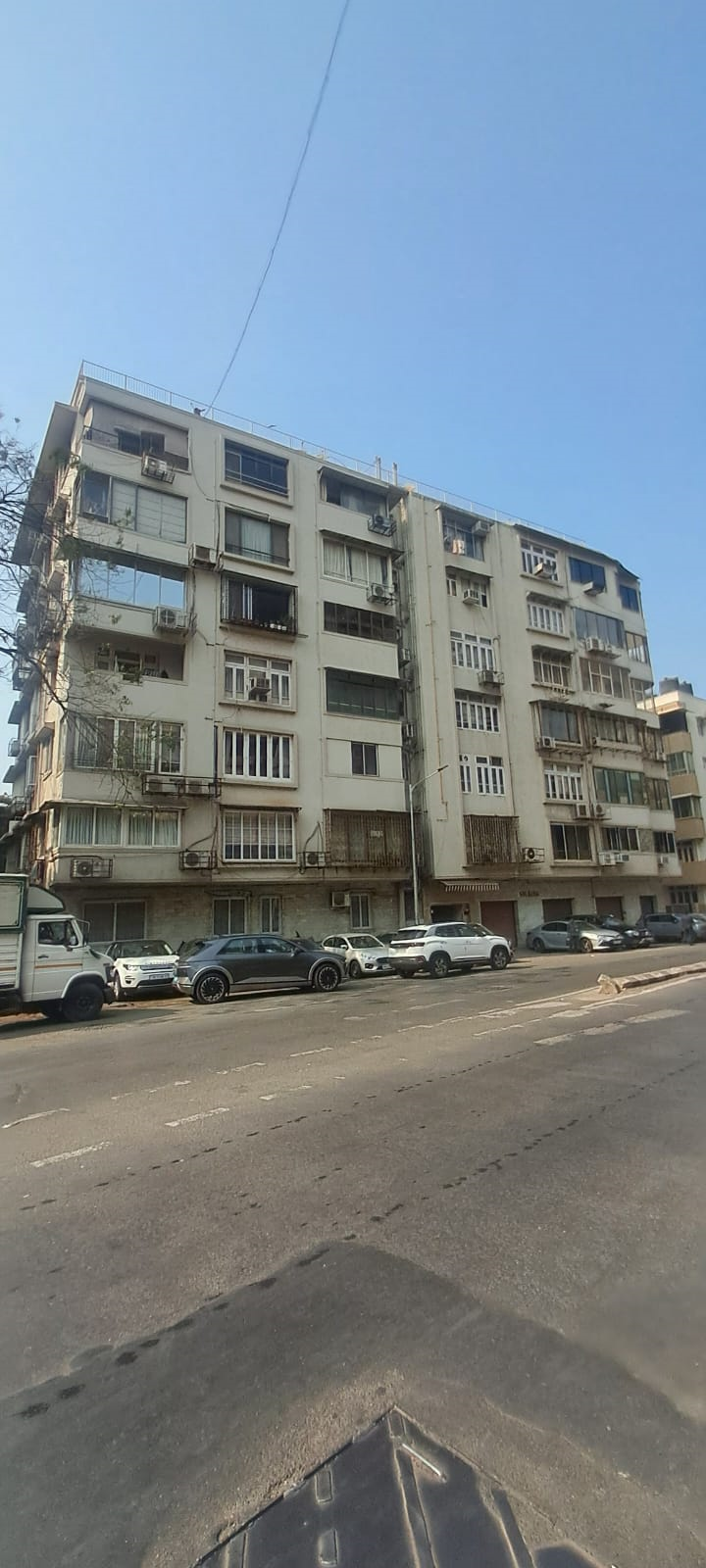 3 BHK Semi-Furnished in Gulmarg, Nepeansea Road - Photo 3
