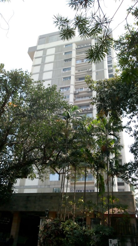 3 Semi-Furnished in Shanti Nagar , Nepeansea Road