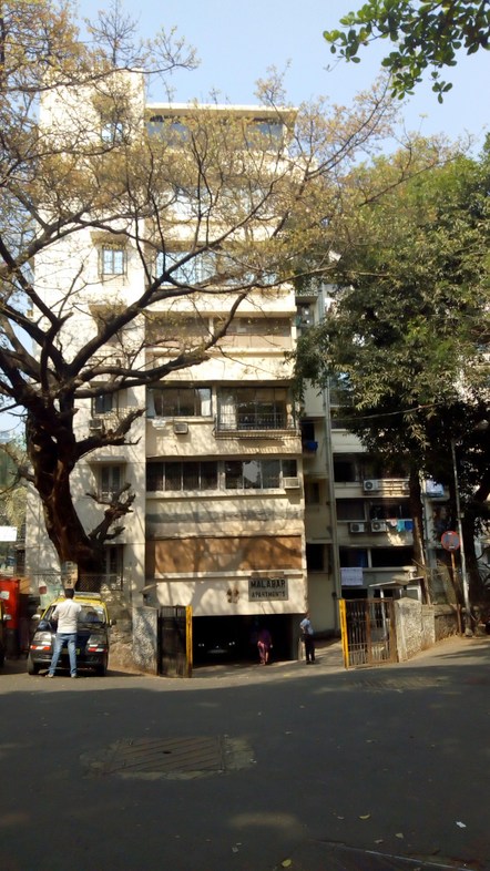 2 Semi-Furnished in Malabar Apartment , Nepeansea Road