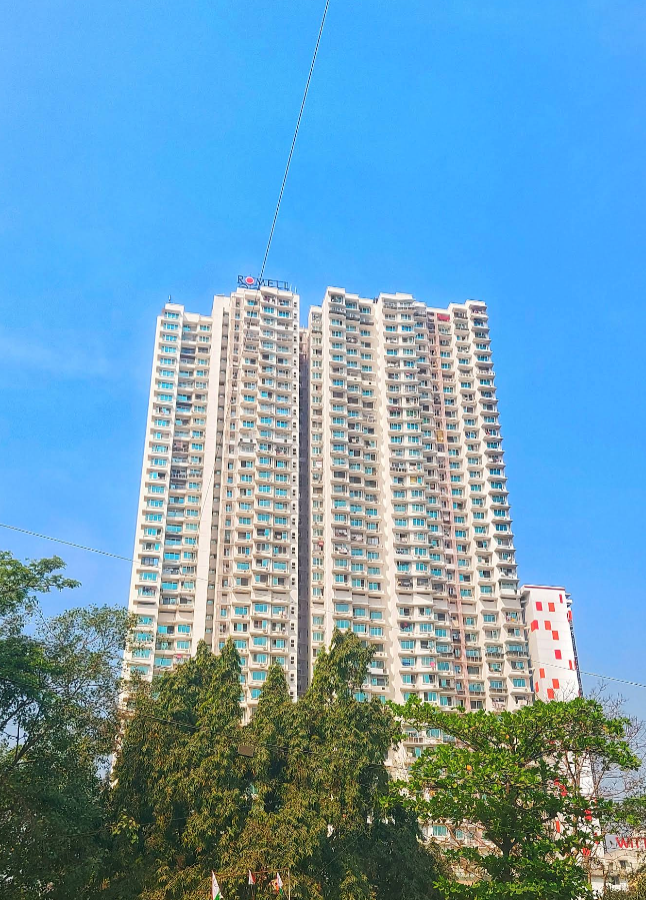 2 BHK Semi-Furnished in Romell Aether, Goregaon East - Photo 2