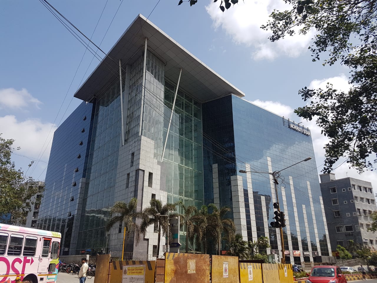3 Semi-Furnished in Apollo Heights , Khar West