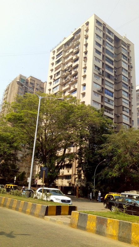 2 BHK Un Furnished in Mehrdad , Cuffe Parade