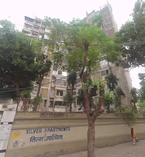 Silver Apartment