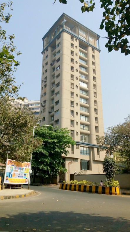 Semi-Furnished in Waterfront Towers , Colaba