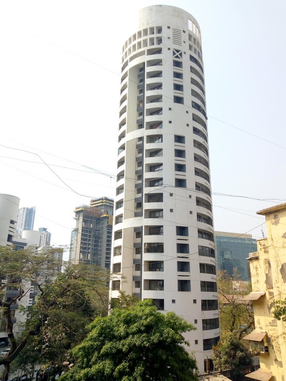 4 BHK Semi-Furnished in Orbit Tower , Lower Parel
