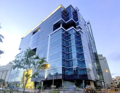 Hallmark Business Plaza