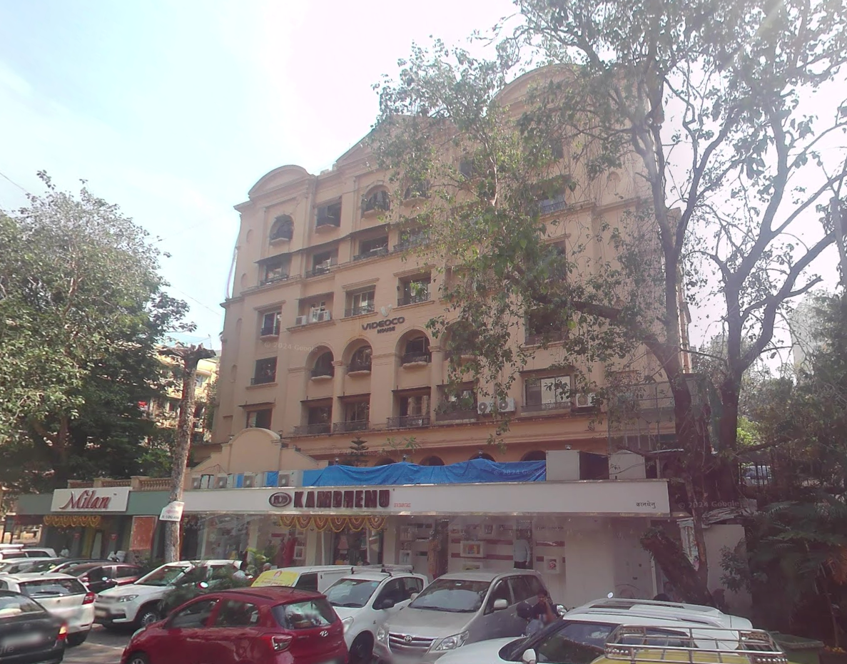 3 BHK Semi-Furnished in Videocon House , Nepeansea Road