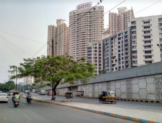 2 BHK Fully Furnished in Dosti Imperia , Thane West