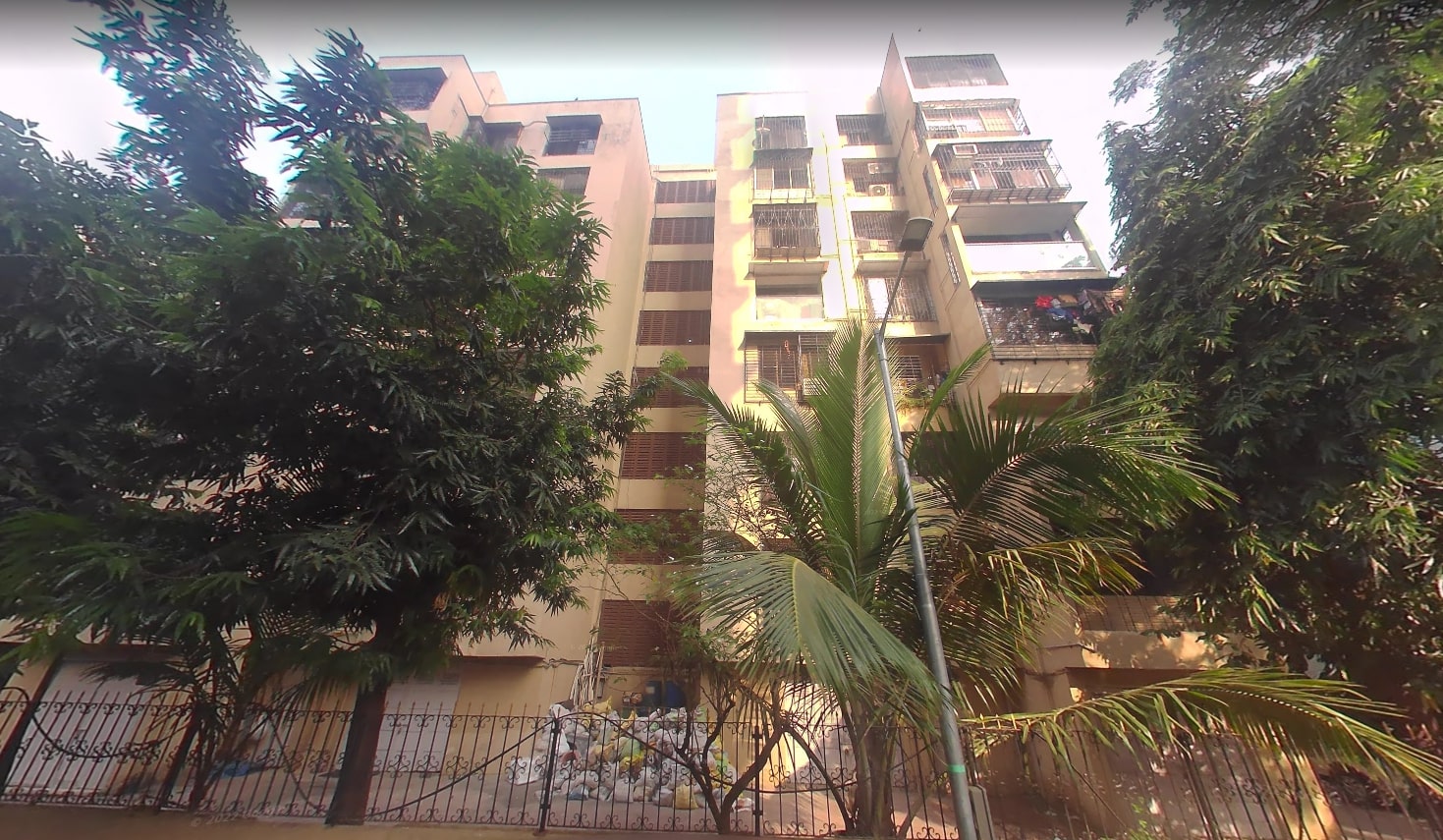 1 BHK Fully Furnished in Ballerina Apartment, Andheri West - Photo 2