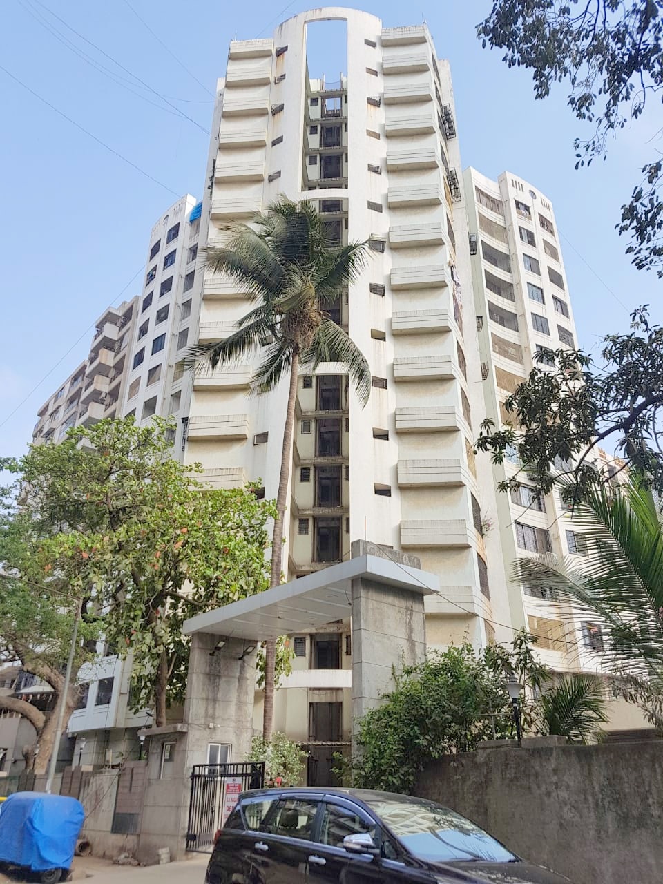 3 BHK in Deep Chs , Andheri West