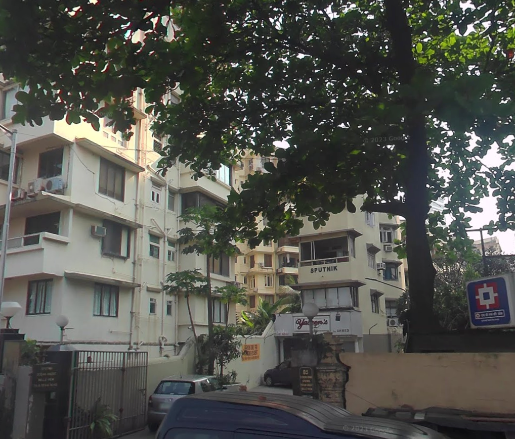 1.5 BHK Semi-Furnished in Sputnik , Breach Candy