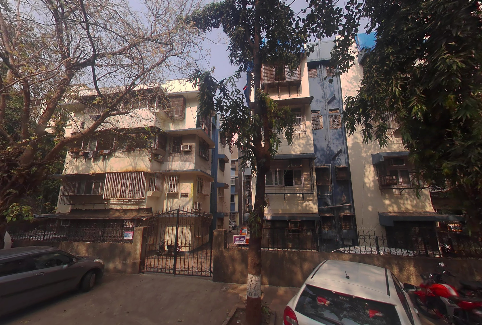 2.5 BHK Furnished in Jeevan Jyoti CHS , Khar West