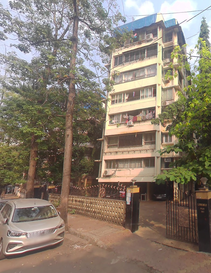 Office Fully Furnished in Linkway , Khar West