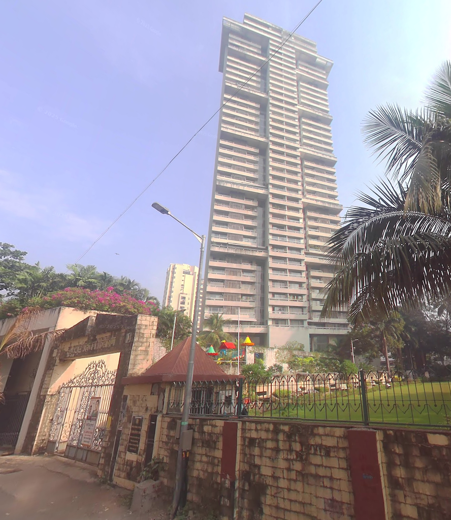 5 BHK in Oberoi Sky Heights, Andheri West - Photo 3