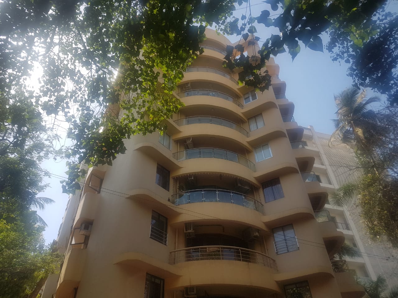 3 BHK in Iona, Juhu - Photo 1