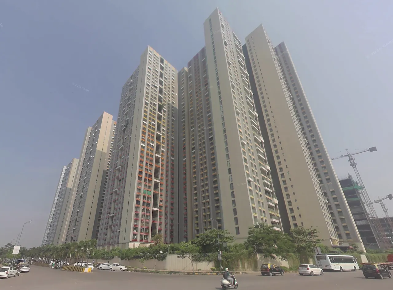 1 BHK Fully Furnished in Lodha Estrella, Wadala