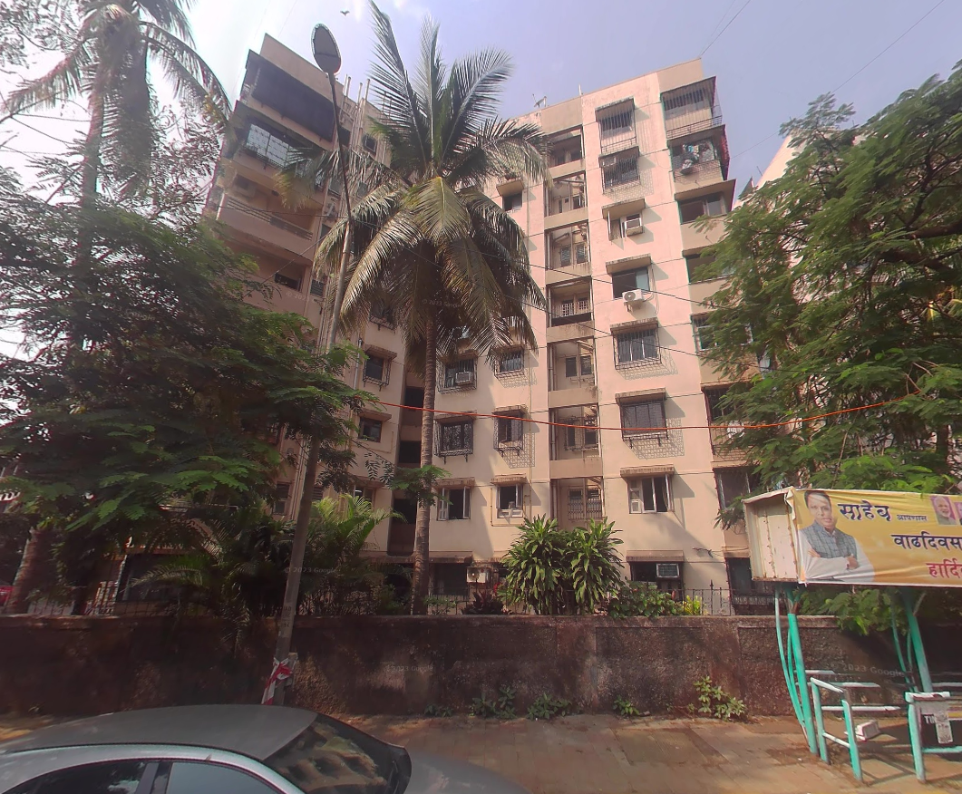 3 Semi-Furnished in Deepak Silverene , Bandra West