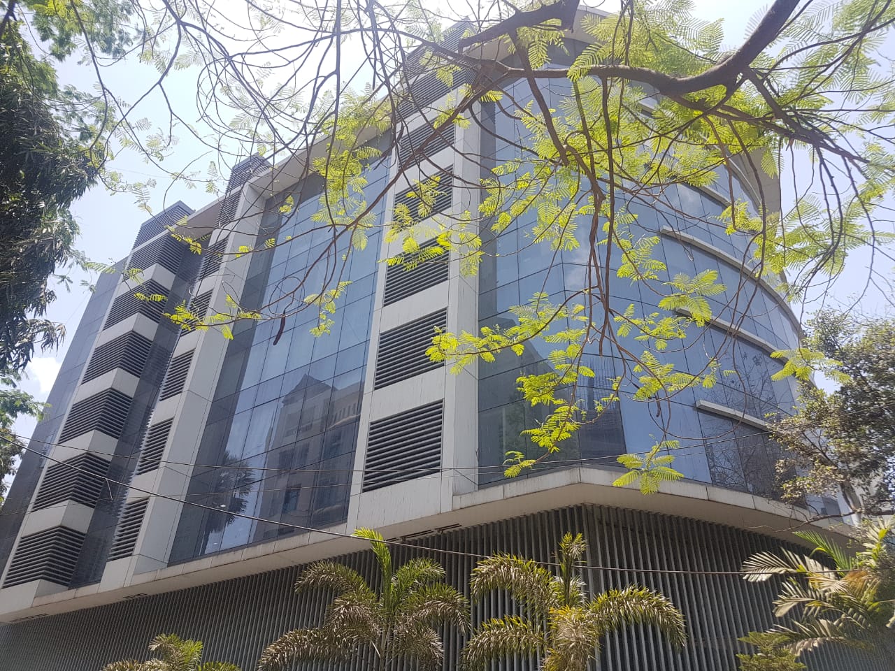 Commercial Office Space Fully Furnished in Metro Avenue, Andheri East - Photo 1