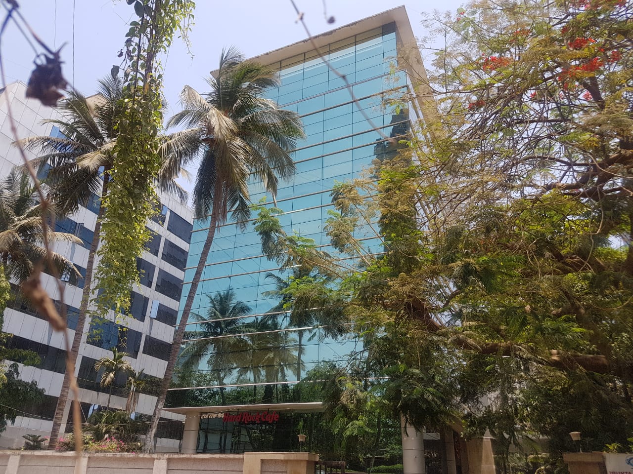 Office Semi-Furnished in Crest Mukta , Andheri West