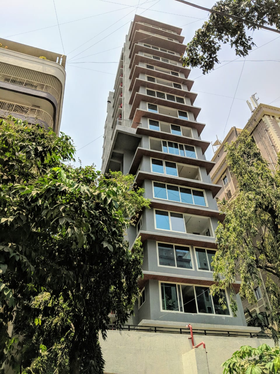1 Semi-Furnished in Amin Alturas , Bandra West