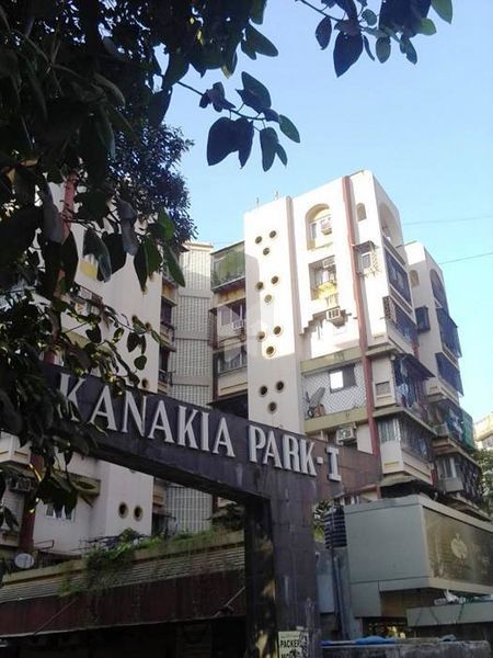 1 Semi-Furnished in Kanakia Park , Kandivali East