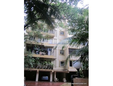 3 BHK Semi-Furnished in Aashray Apartment , Juhu