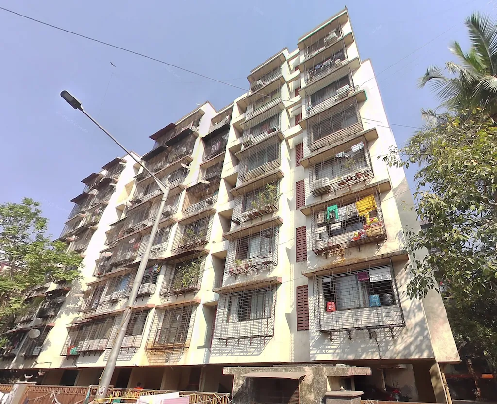 3 BHK Semi-Furnished in Almeida Ark , Chembur