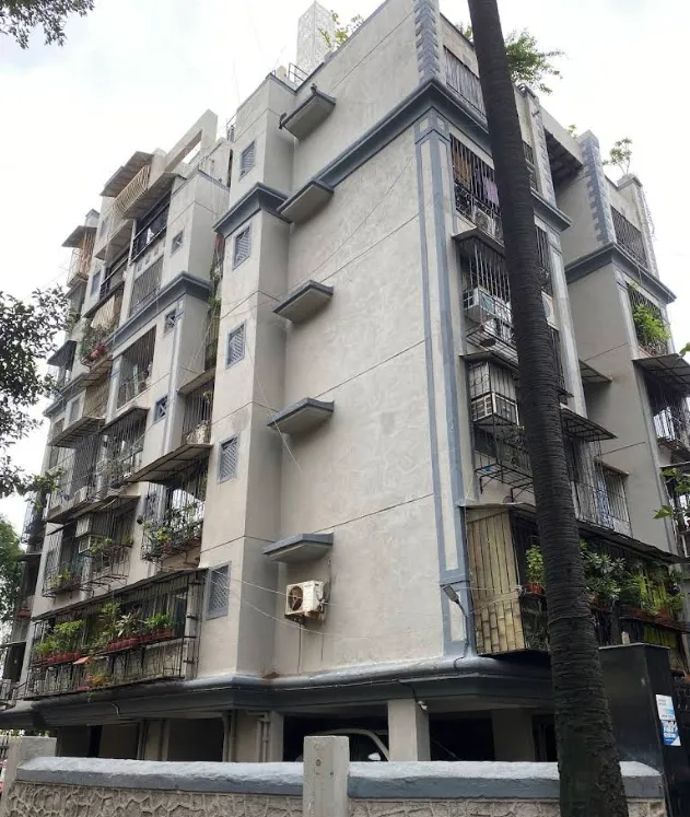 1 BHK Semi-Furnished in Bhagtani Apartment, Bandra West