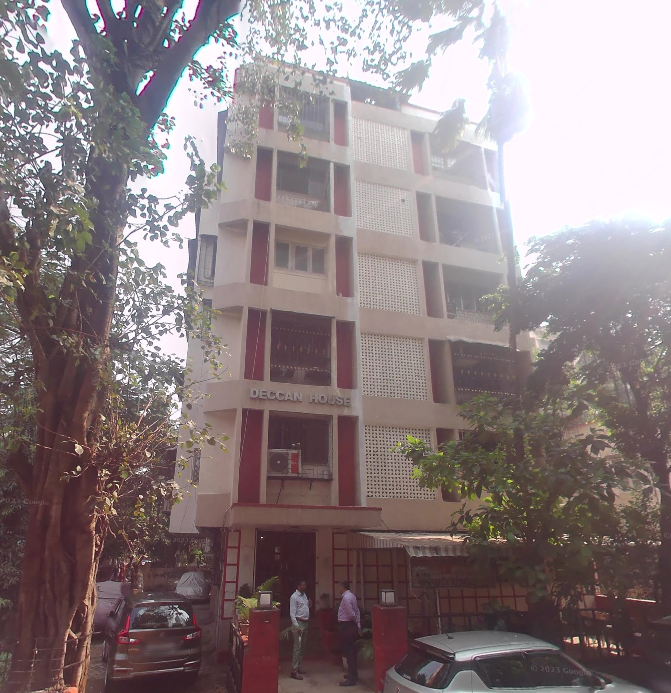 2 BHK Semi-Furnished in Deccan House , Bandra West