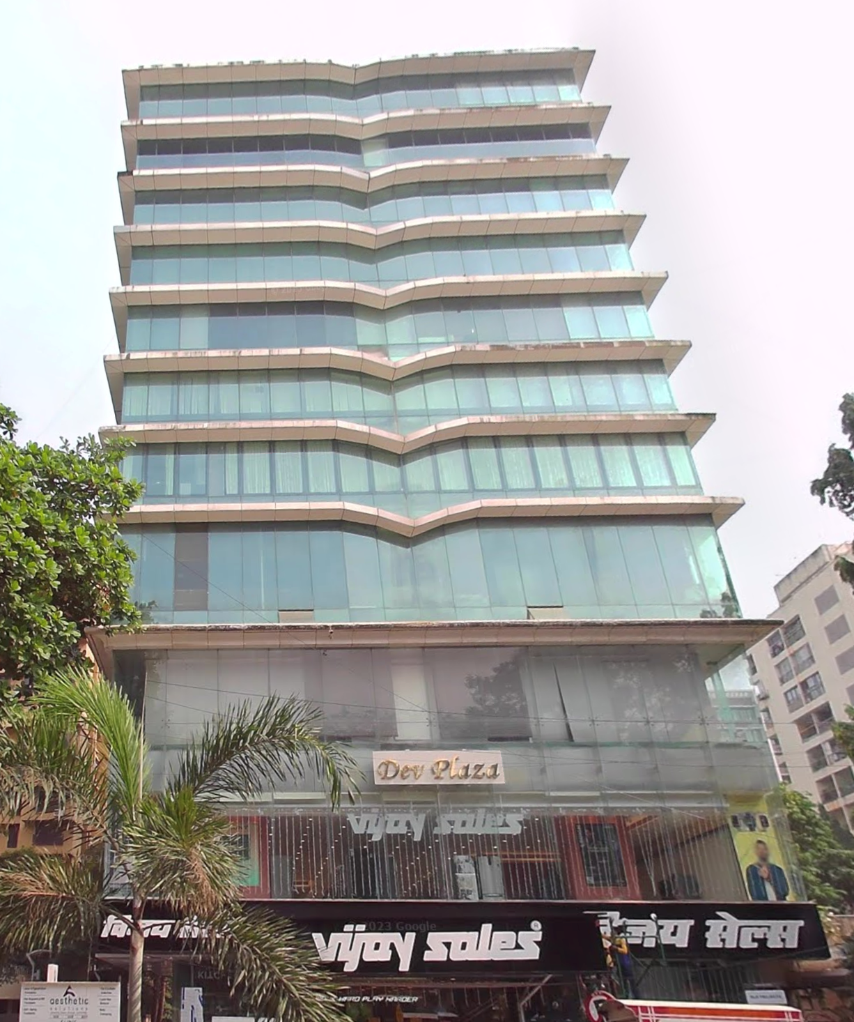 Commercial Office Space Fully Furnished in Dev Plaza , Vile Parle West